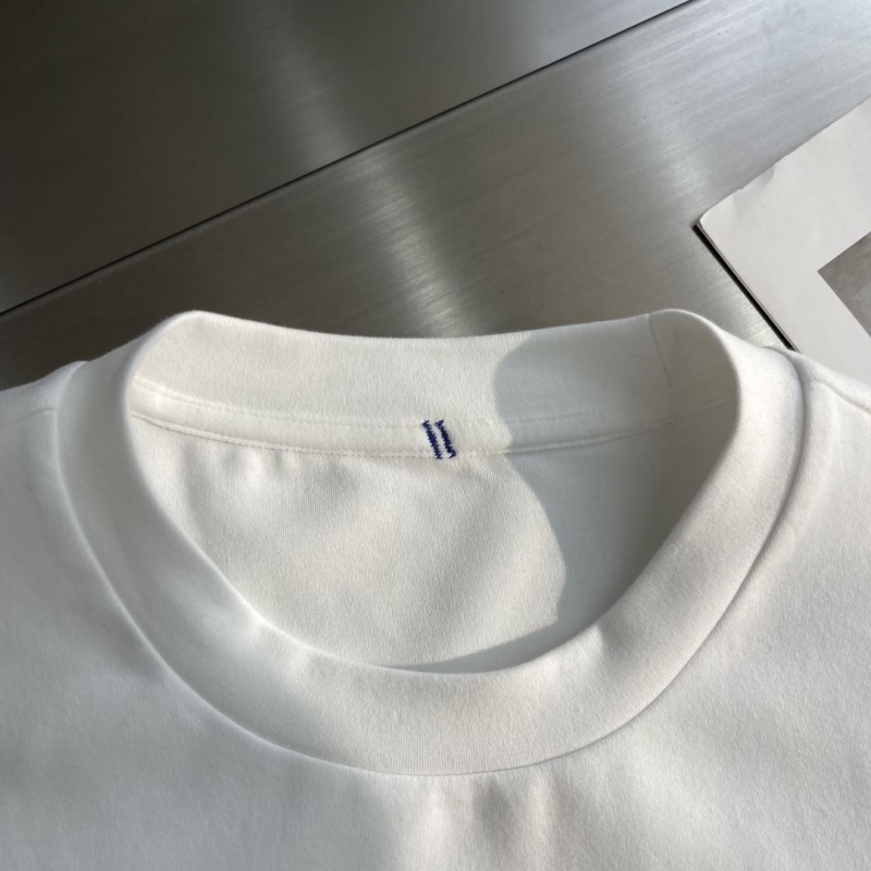 Bv*b*rry t-shirts